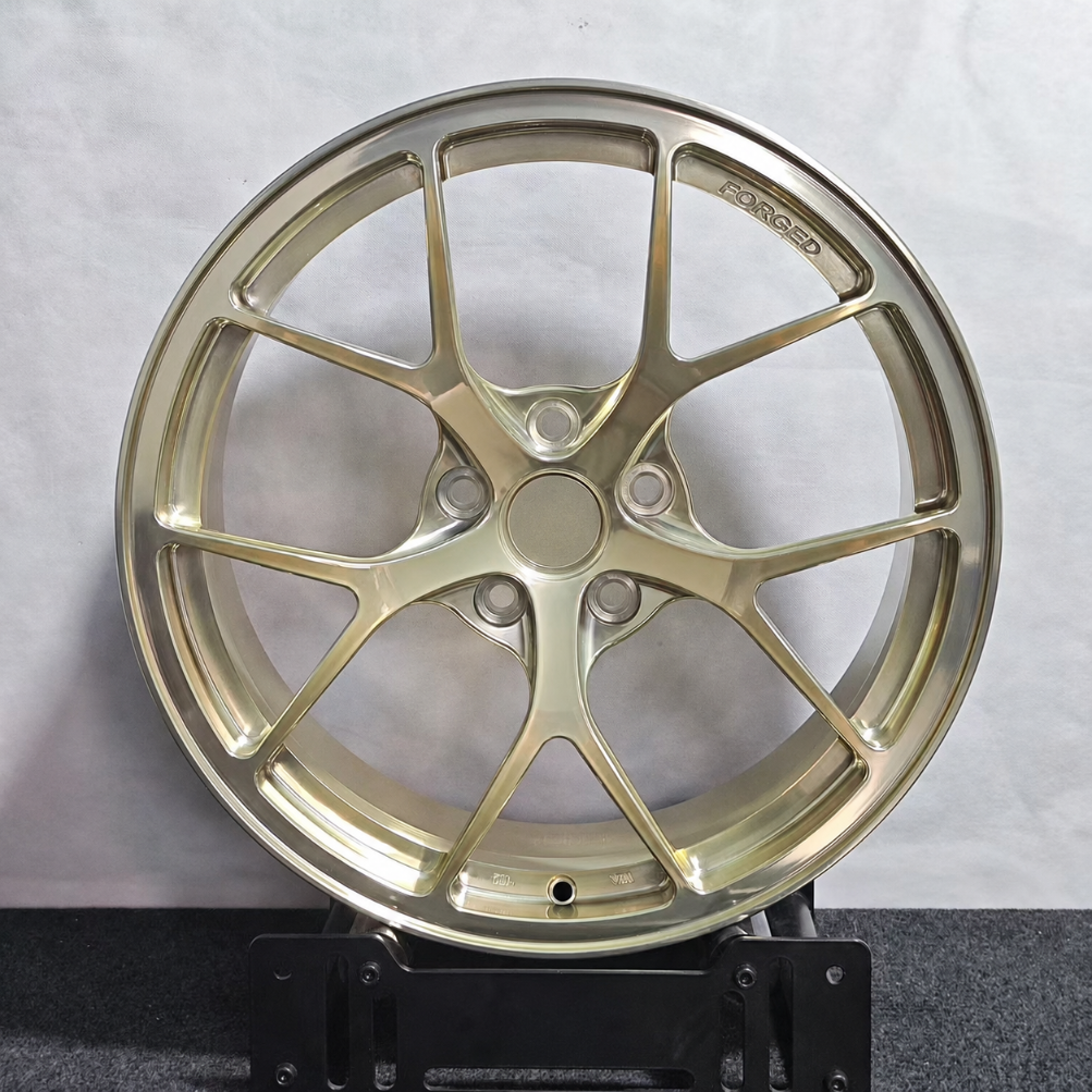 EBG Komplet sportowe felgi aluminiowe brązowe 19x8.5 5x114.3 ET38