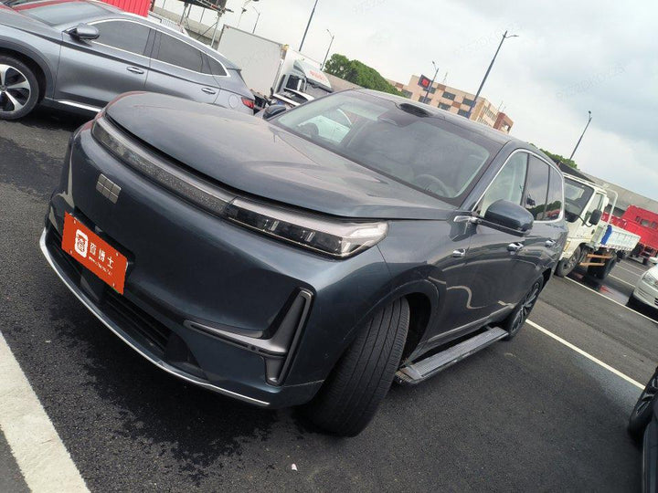 GEELY GALAXY M9 AWD Navigation Edition