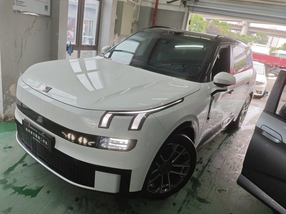 LYNK & CO 900 2025 2.0T Ultra