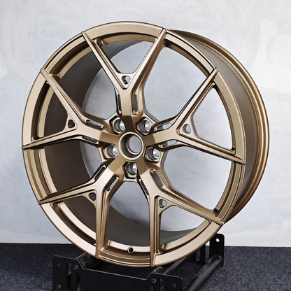EBG Komplet sportowe felgi aluminiowe brązowe 20x8.5 5x120 ET35
