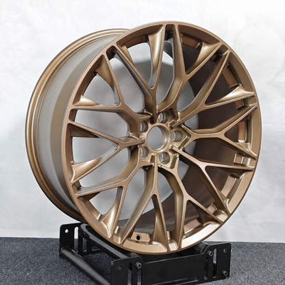 EBG Komplet sportowe felgi aluminiowe brązowe 19x8.5 5x120 ET35