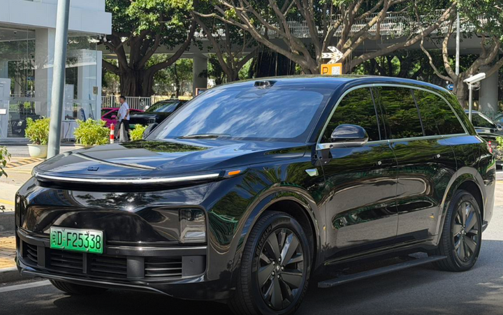 Li Auto L8 Max EREV AWD – 449 KM