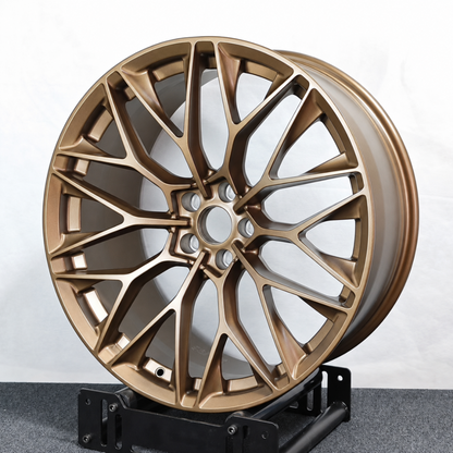 EBG Komplet sportowe felgi aluminiowe brązowe 19x8.5 5x120 ET35