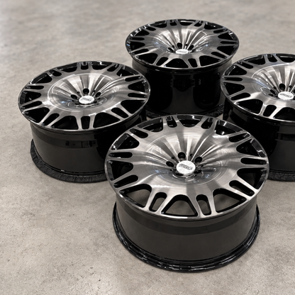 EBG Komplet sportowe felgi aluminiowe czarno-srebrne 21x10/11 5x112 ET54/49 Mercedes