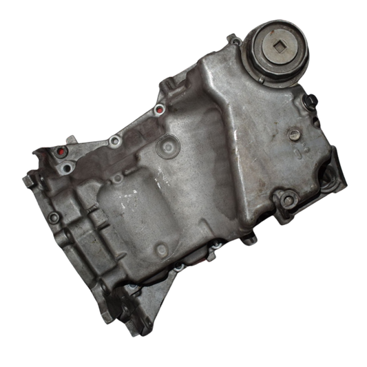TOYOTA Oil pan new original 12101-47121 OE